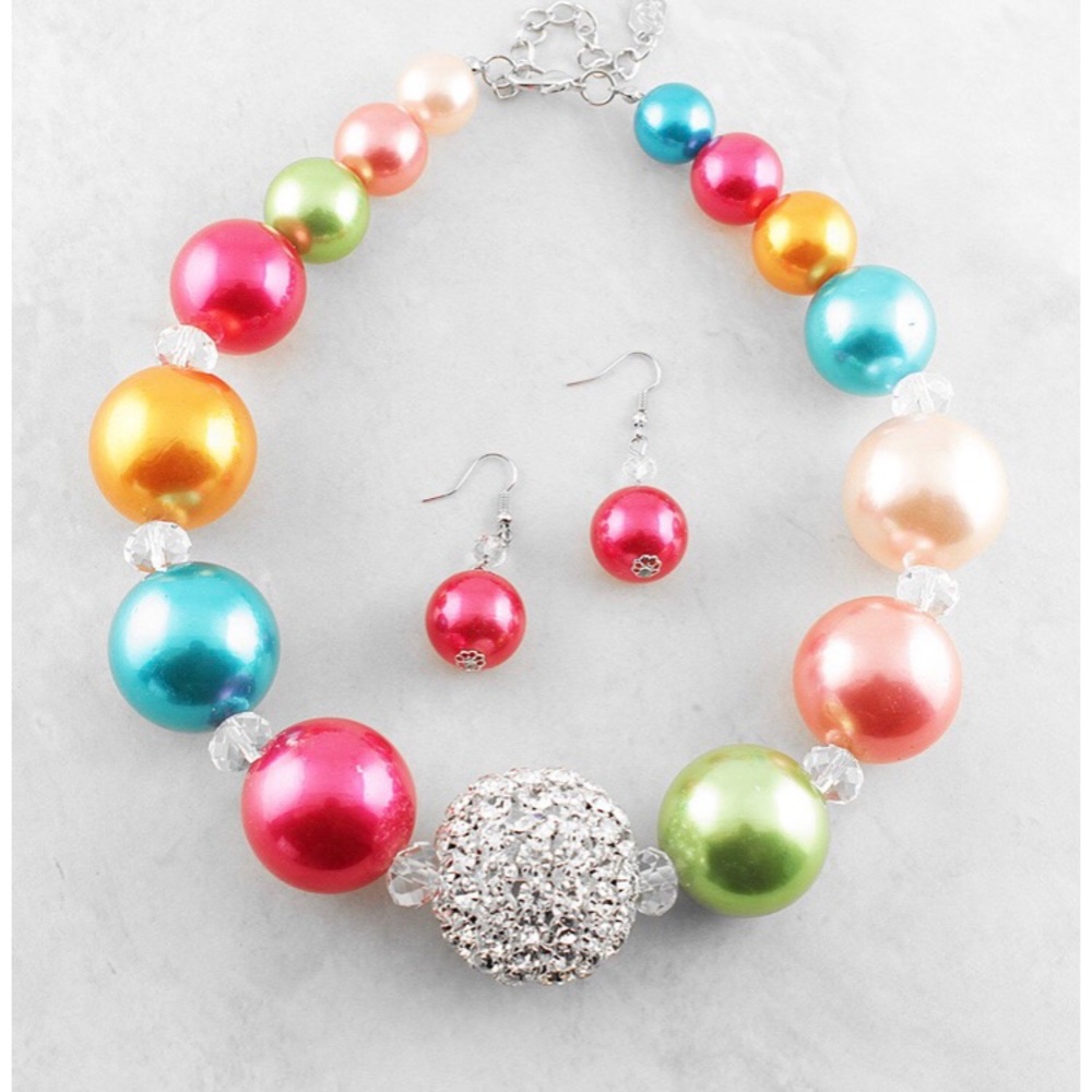 Free shipping with all bundles